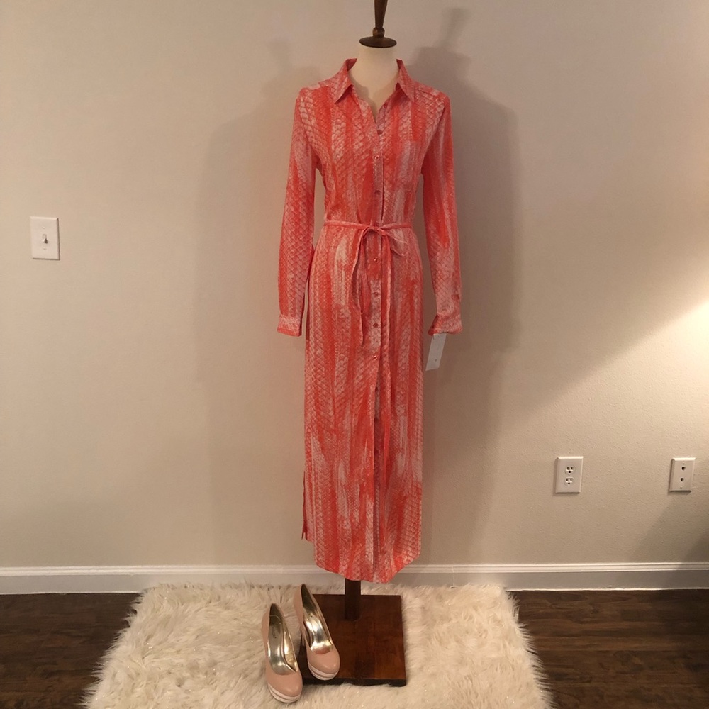 Queen Collection Tie Waist Shirt Dress